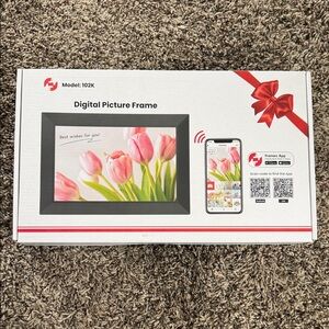 Model:102K Digital Picture Frame NEW Unopened!